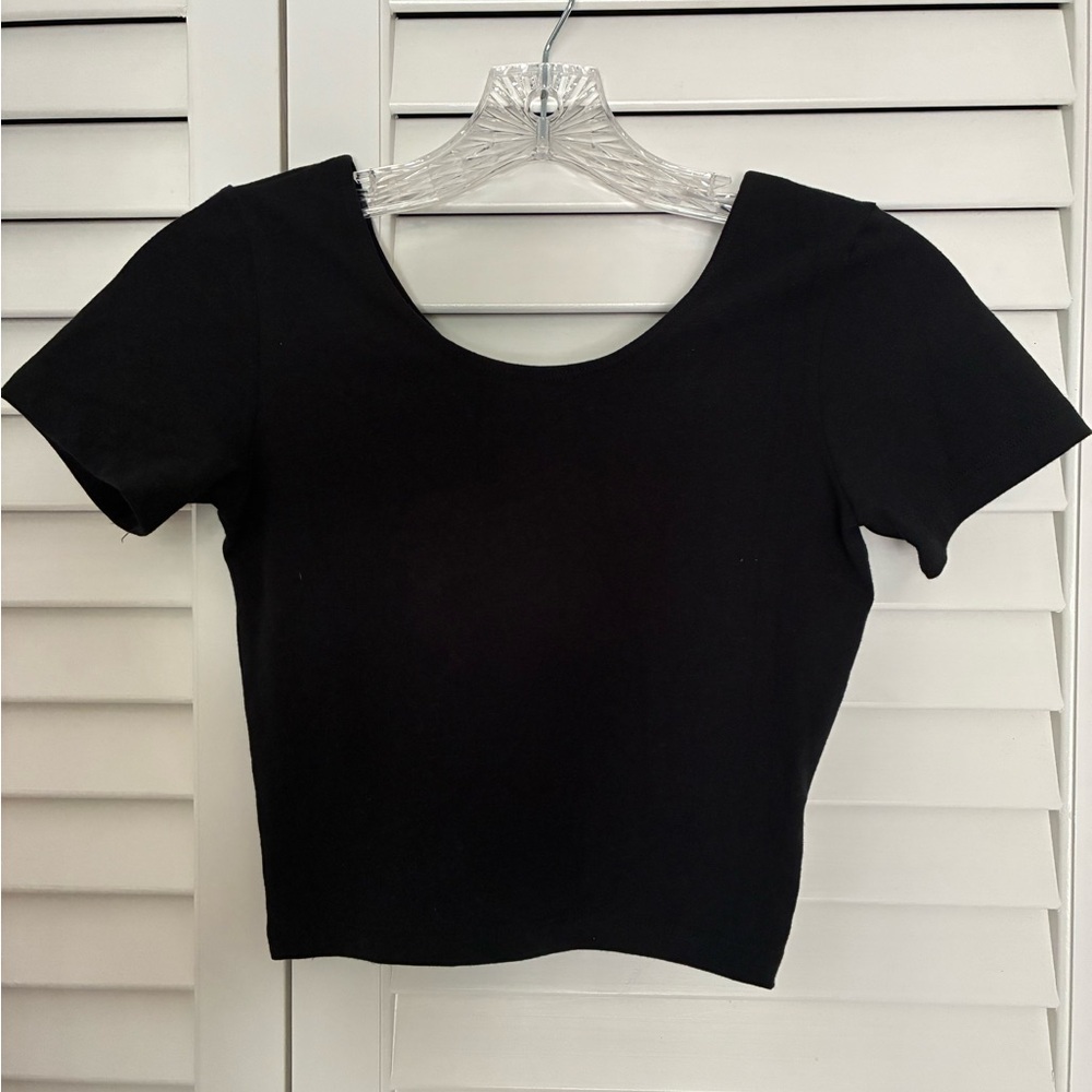 American Apparel Black Short Sleeve Crop Top
